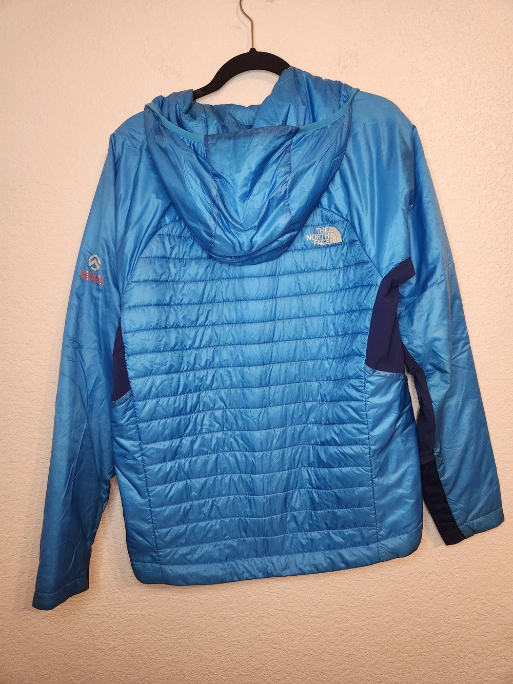 The North Face Men's Summit Series Jacket Size M Electric blue